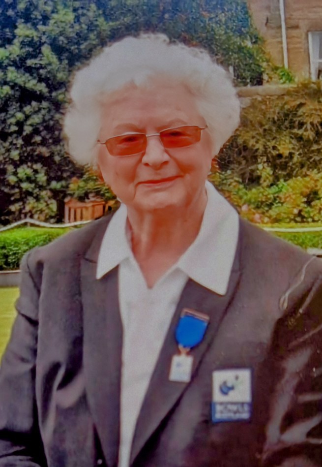 Bette MacDonald Obituary